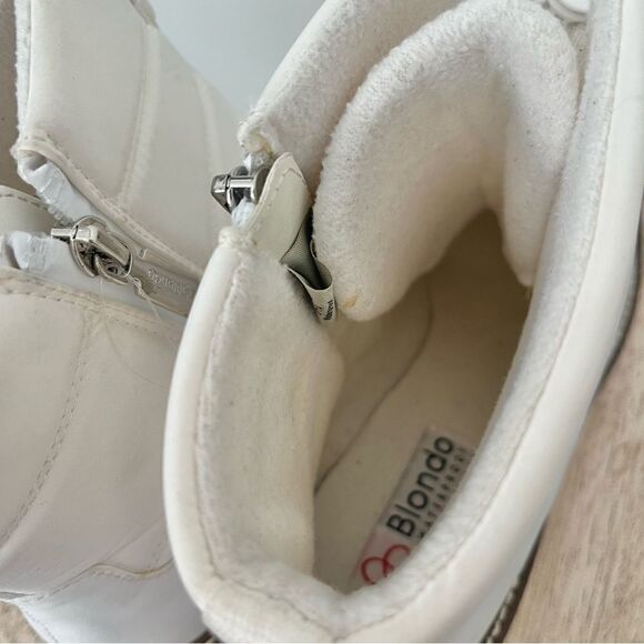 Blondo Daisy Waterproof Lug‎ Sole Boot in White Size 10 NWOB - Picture 11 of 12